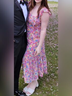 BCBGeneration Pink and White Sleeveless dress